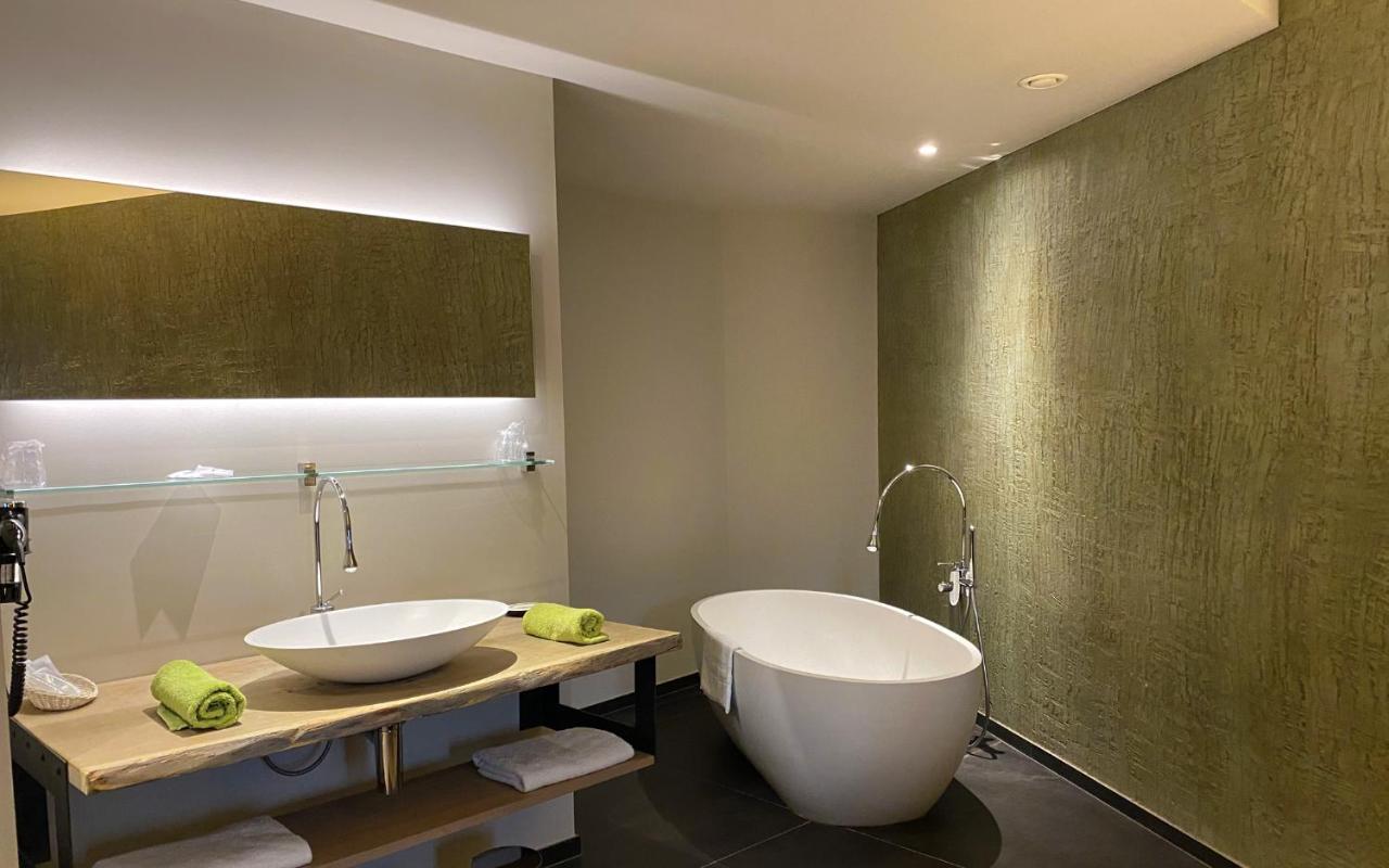 Hotel Wellness Eau De Roche ดูร์บี ภายนอก รูปภาพ