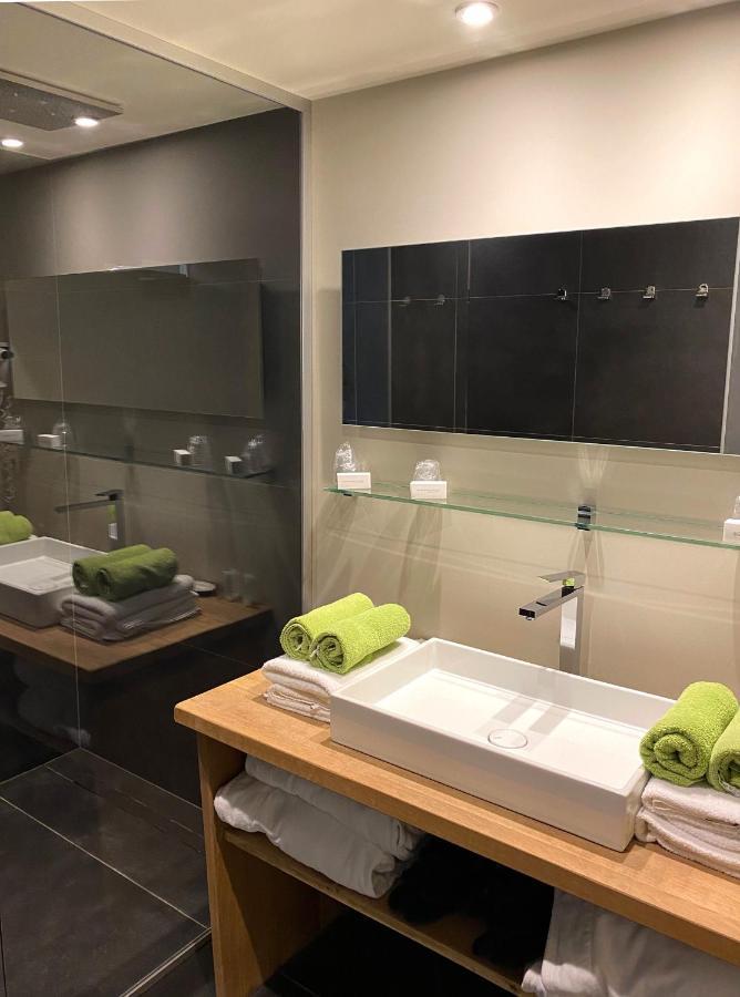 Hotel Wellness Eau De Roche ดูร์บี ภายนอก รูปภาพ